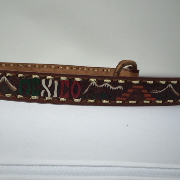 Mexican handmade leather embossed belt. - Picture 4 of 4